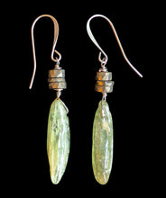 green kyanite leaves set