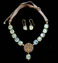 dill flower & prehnite set