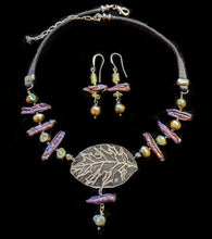 oak leaf & pearl set