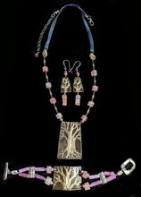 tree & strawberry quartz set