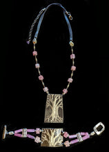 tree & strawberry quartz set