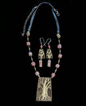 tree & strawberry quartz set