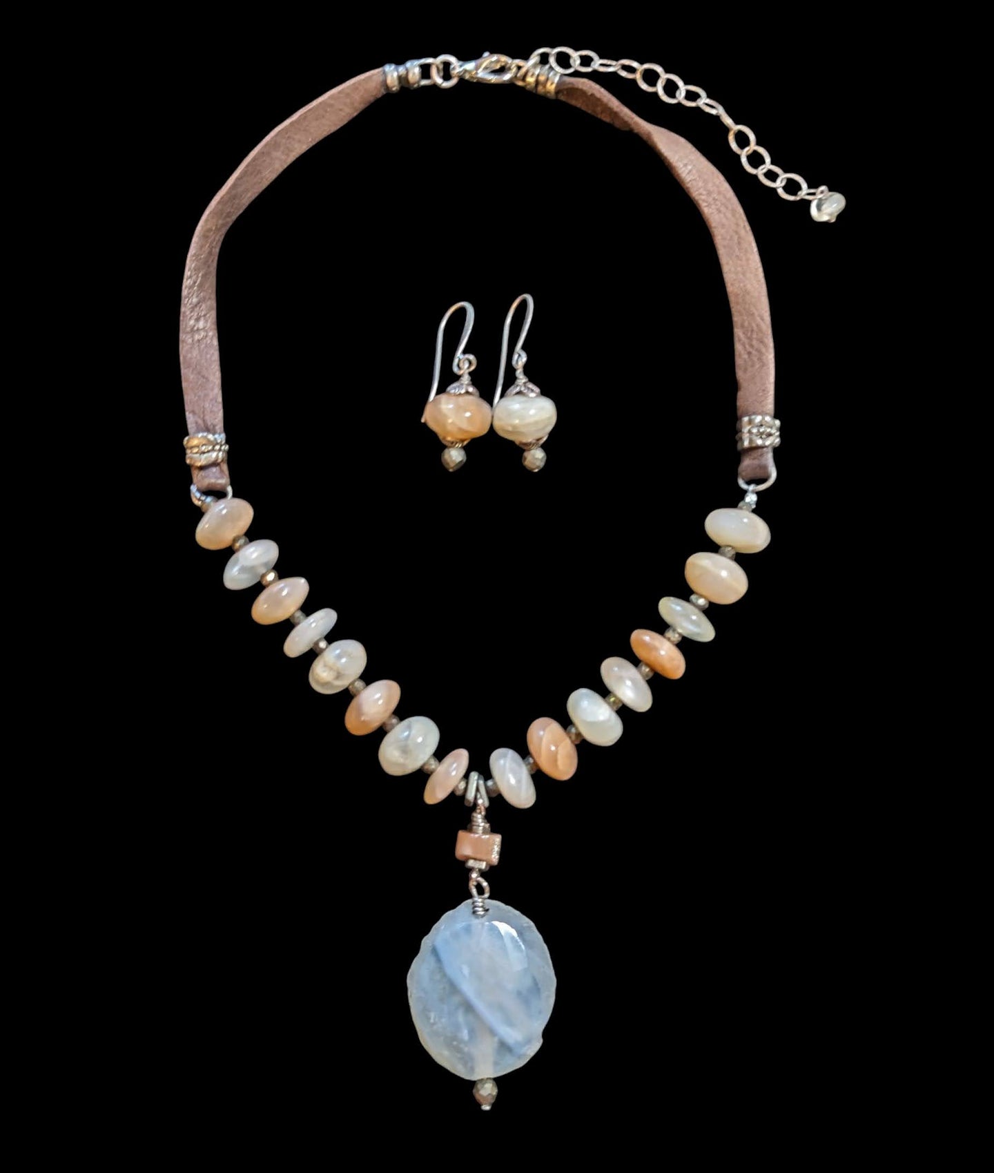 chalcedony & peach moonstone set