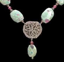 ruby in zoisite flower set