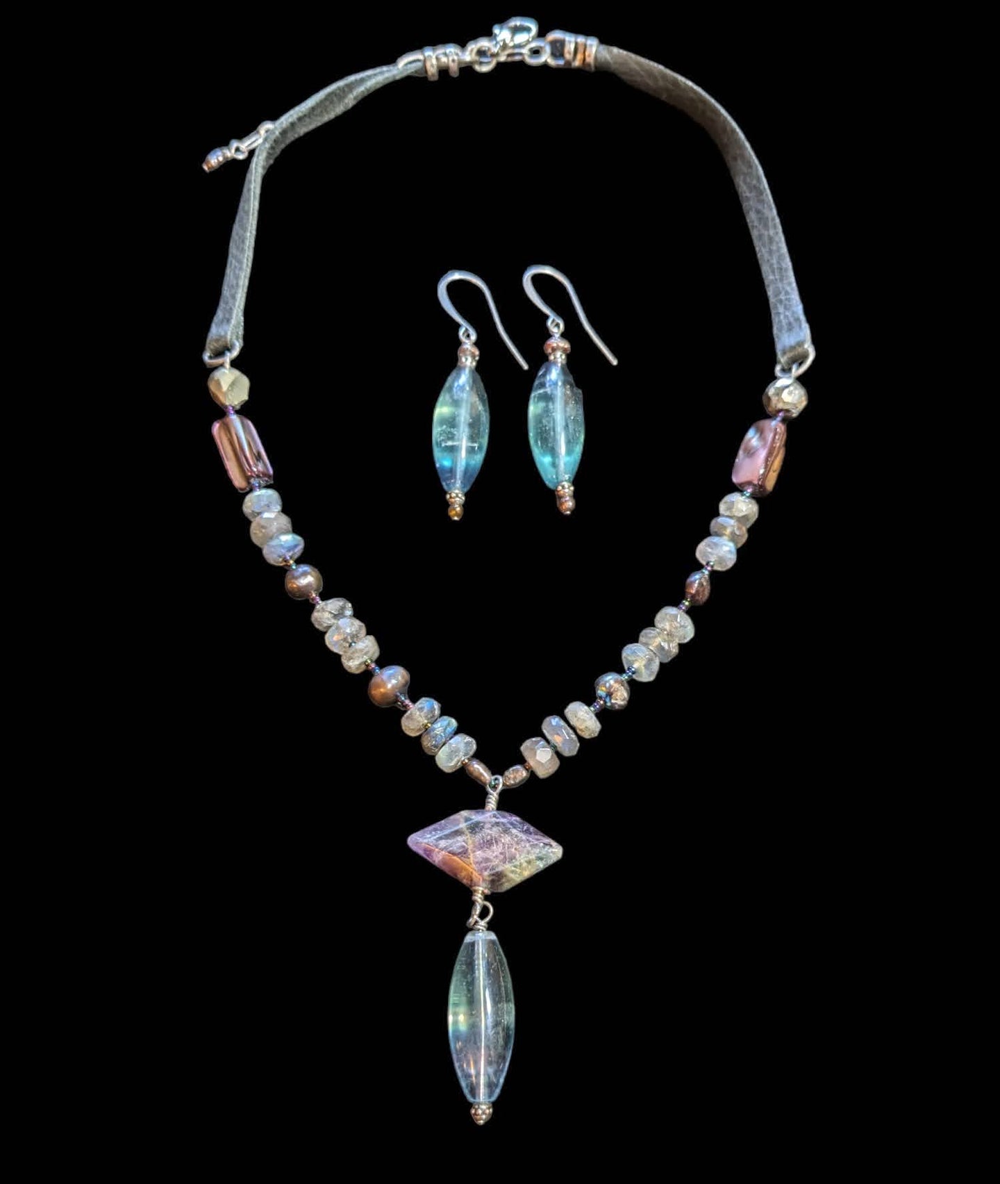fluorite pendant & pearl set