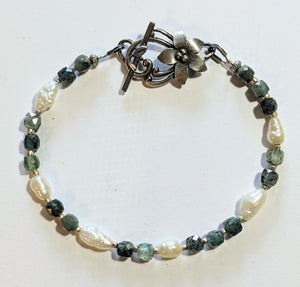 Green Tourmaline & Pearl Flower Bracelet