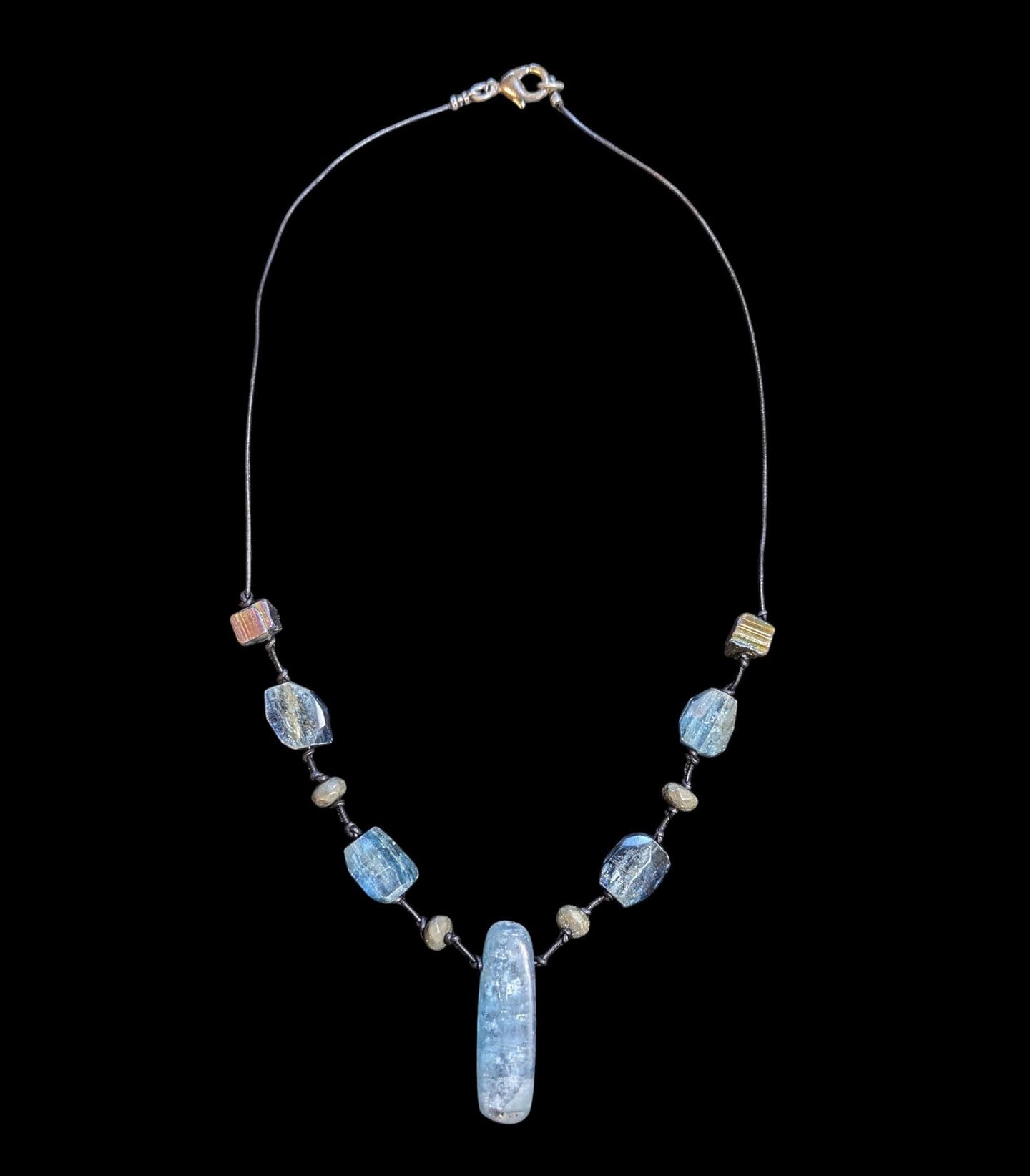 kyanite & pyrite short pendant necklace