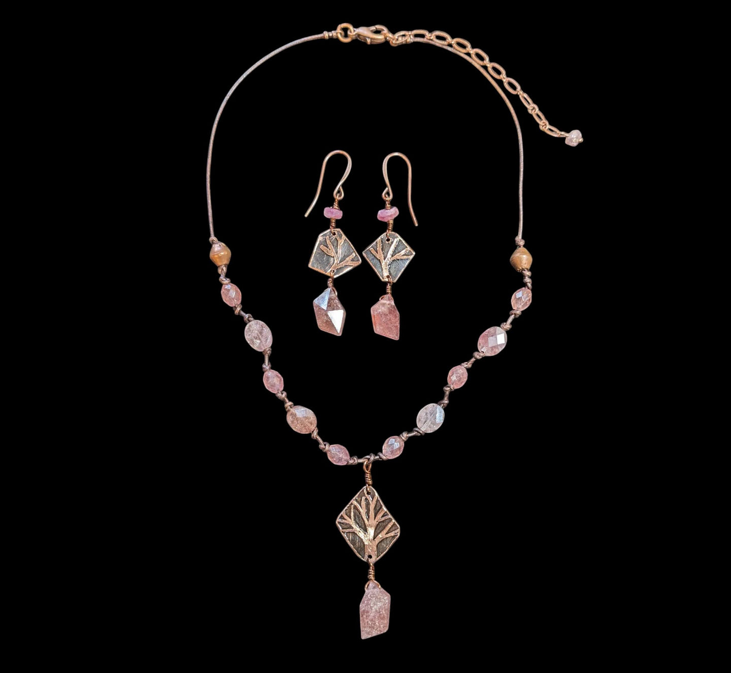 tree & strawberry quartz set