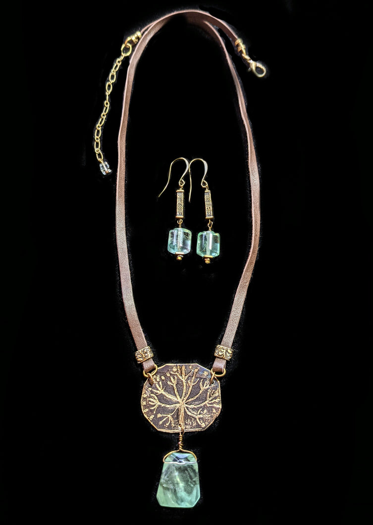 Dill Flower & Fluorite Pendant Set - Sunroot Studio