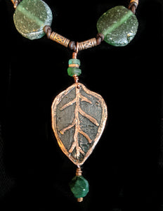 Rustic Leaf & Roman Glass Set
